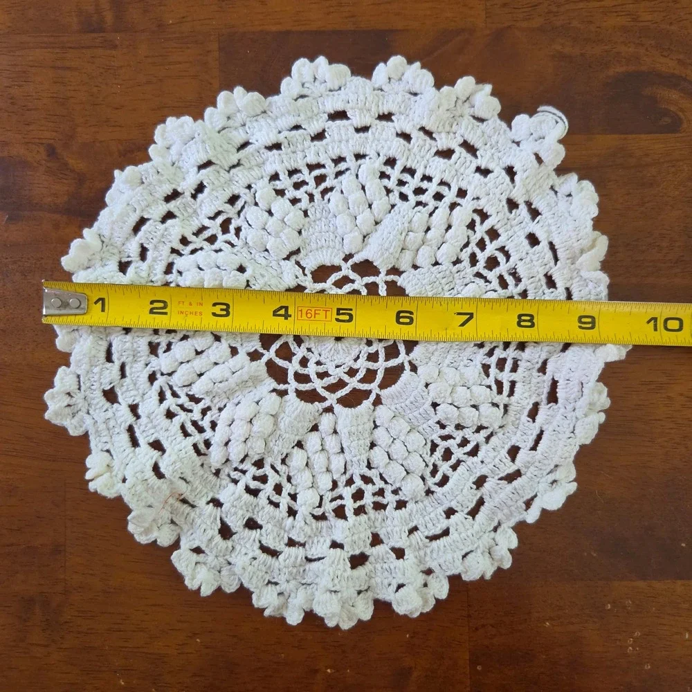 Vintage White Crochet Lace‎ Doily 10 Inch Round Popcorn Stitch Table Decor
